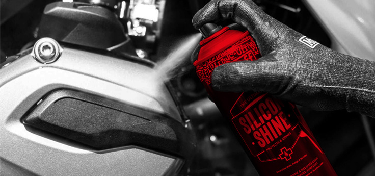 Silicone spray / teflon spray