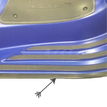 Vespa Sprint/Primavera footboard decorative frame set matt black