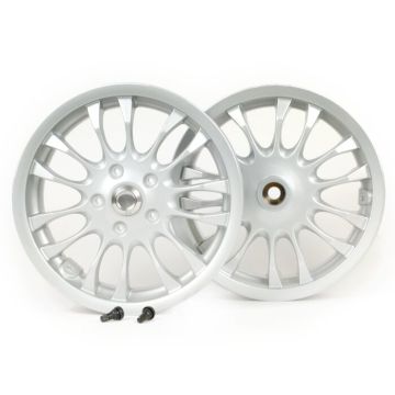 Wheel set Piaggio 3.00-12 inch 10 spokes type Sprint suitable for Vespa Sprint 50 (ZAPC53201),Primavera 50 (ZAPC53200) silver